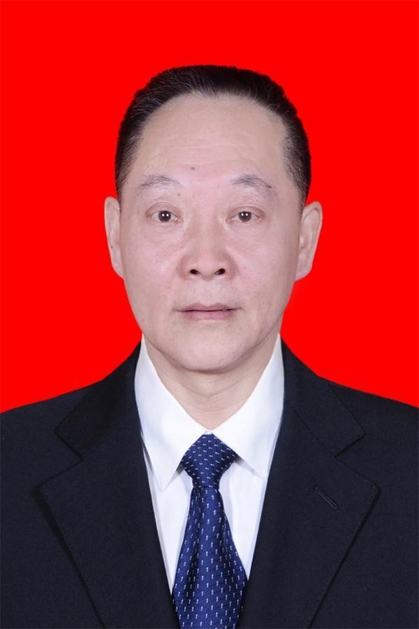 谢考峰.jpg